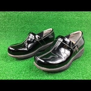 Grey’s Anatomy Softwalk Mosaic Clogs Shoes